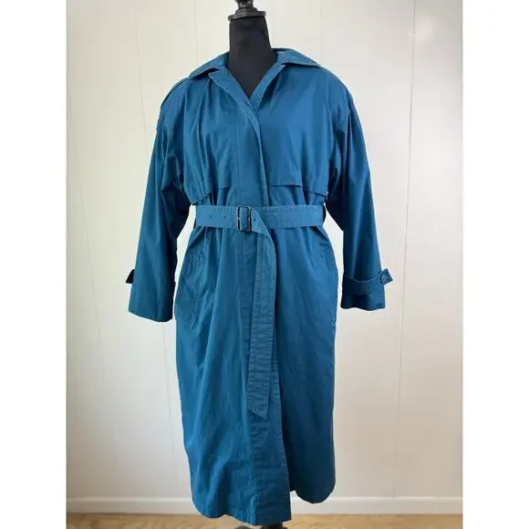 Women's Vintage London Club Trench Coat, Size 6P - Picture 13 of 13